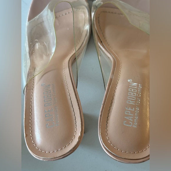 Cape Robbin Women's Clear and Tan Heels - Picture 4 of 5